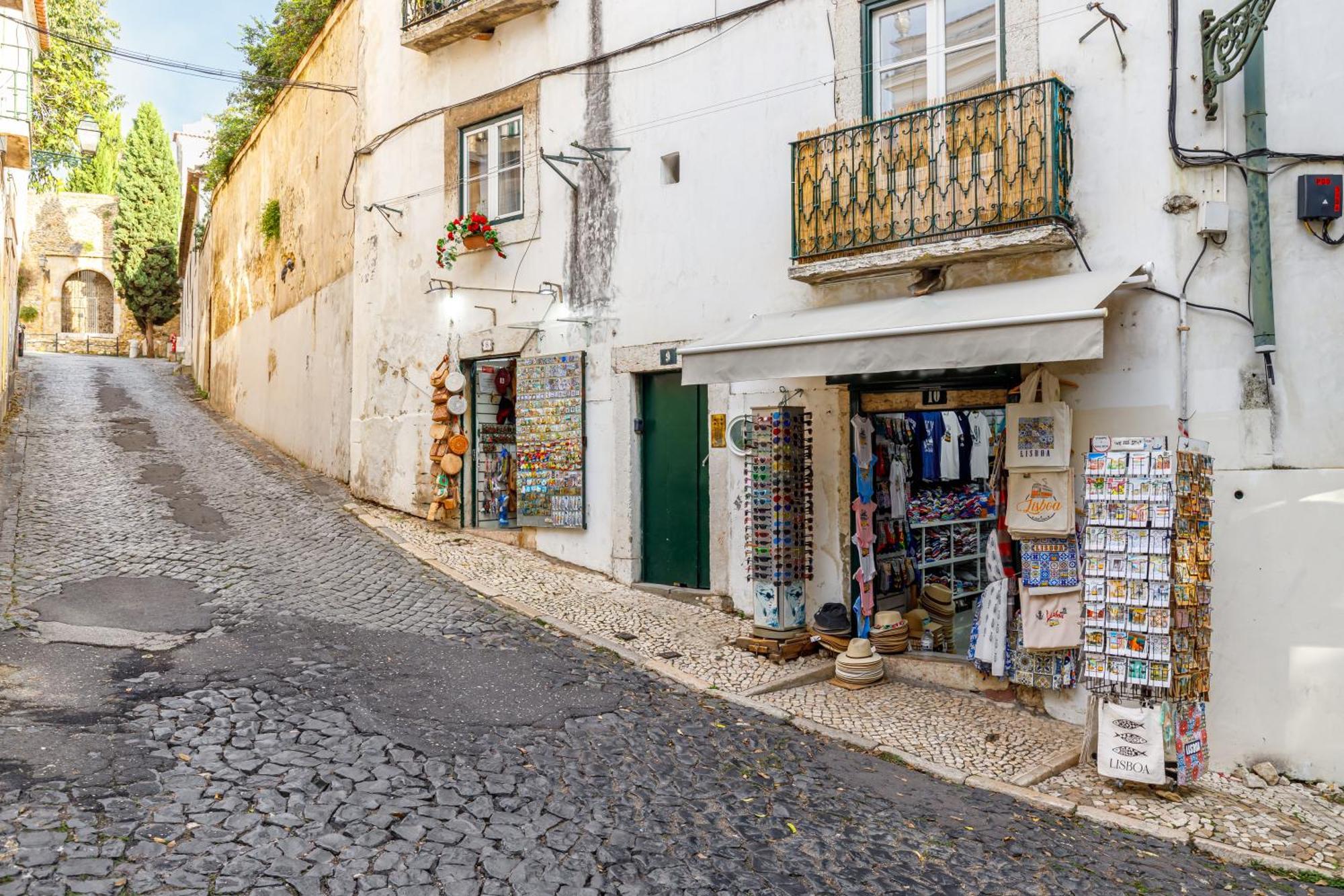 Sublime Apt Medieval Alfama Lisbona Esterno foto